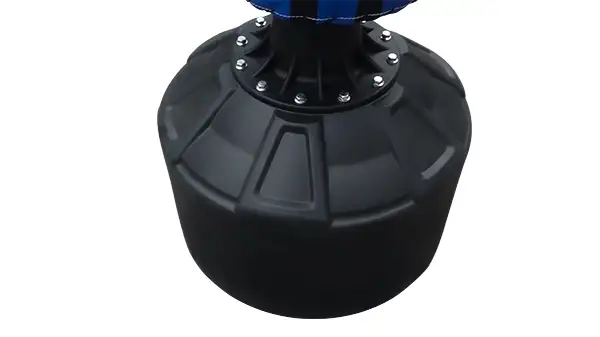 Chân đế trụ đấm bốc Adidas sử dụng nhựa dày chịu được lực tác động cao